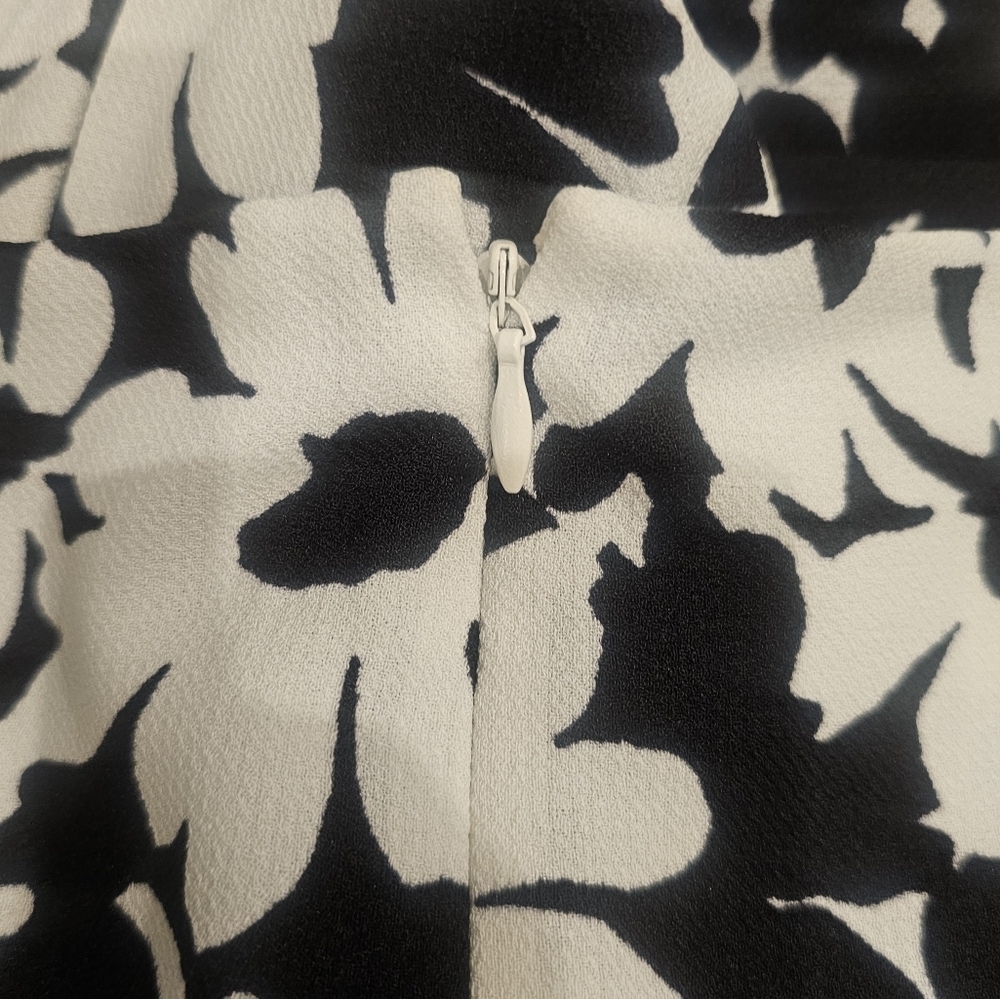 Kasper Black White Floral Sleeveless A-Line Dress Size 4 Career Church Wedding - Picture 7 of 9